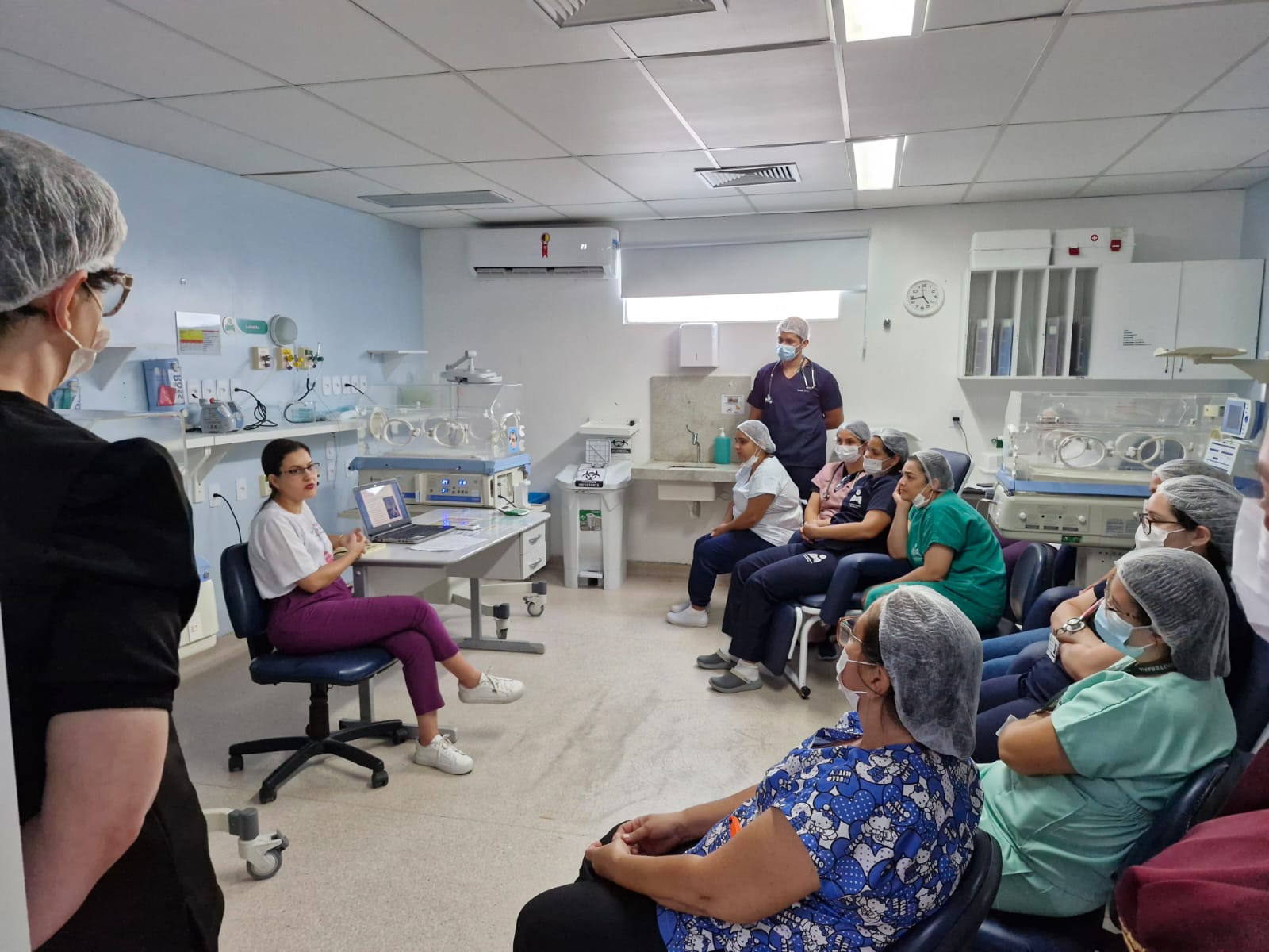 2a99e2b1-4a06-4bf8-860c-8ac80babdc0b-1